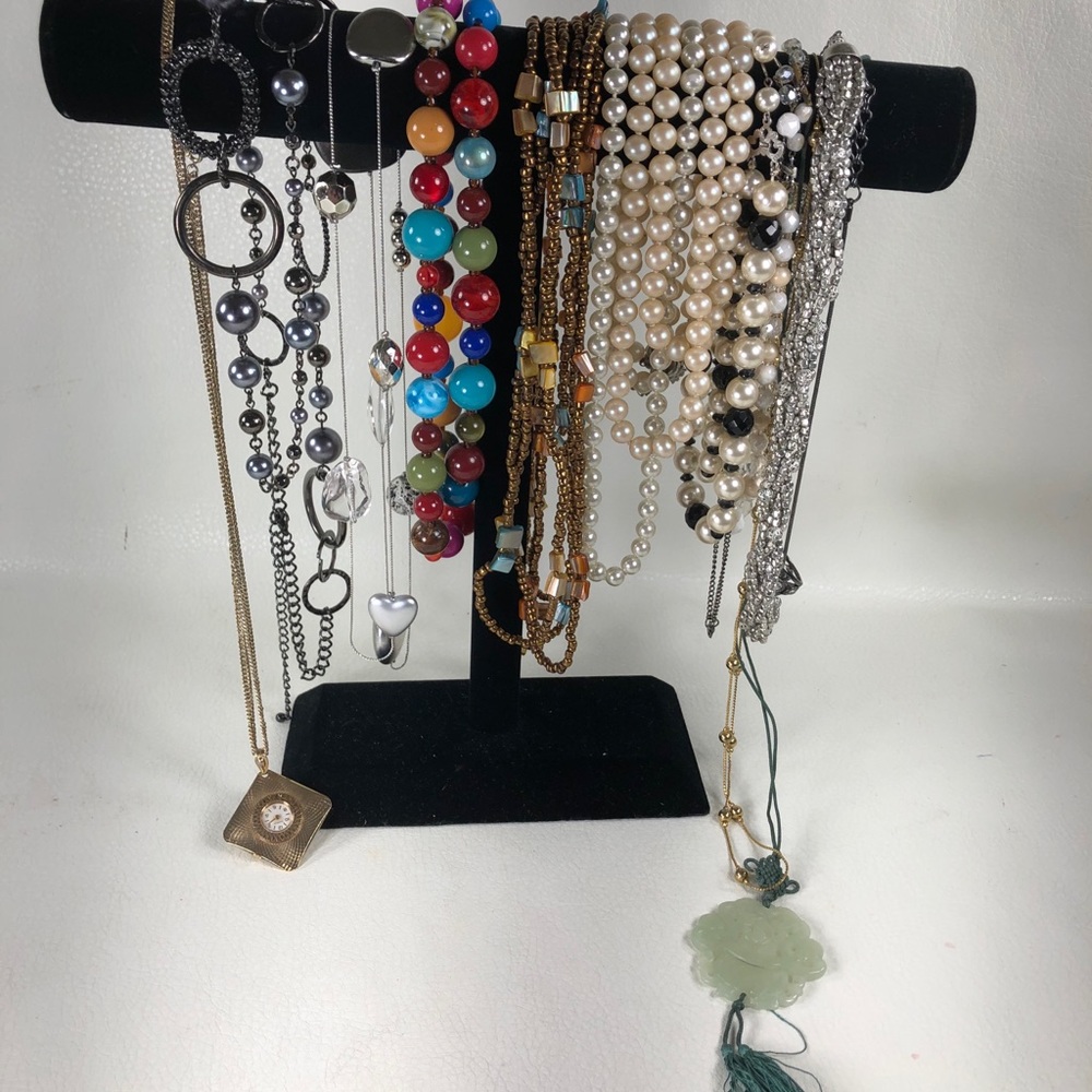 Women’s Lot of Assorted Necklaces 1950’s-1980’s vintage